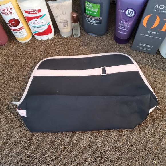 Updated Beauty lot #3 - Picture 5 of 8